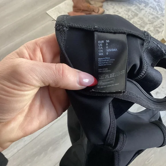 Alexander Wang Sports Bra X H&M Black Logo Size 6 - Picture 12 of 13